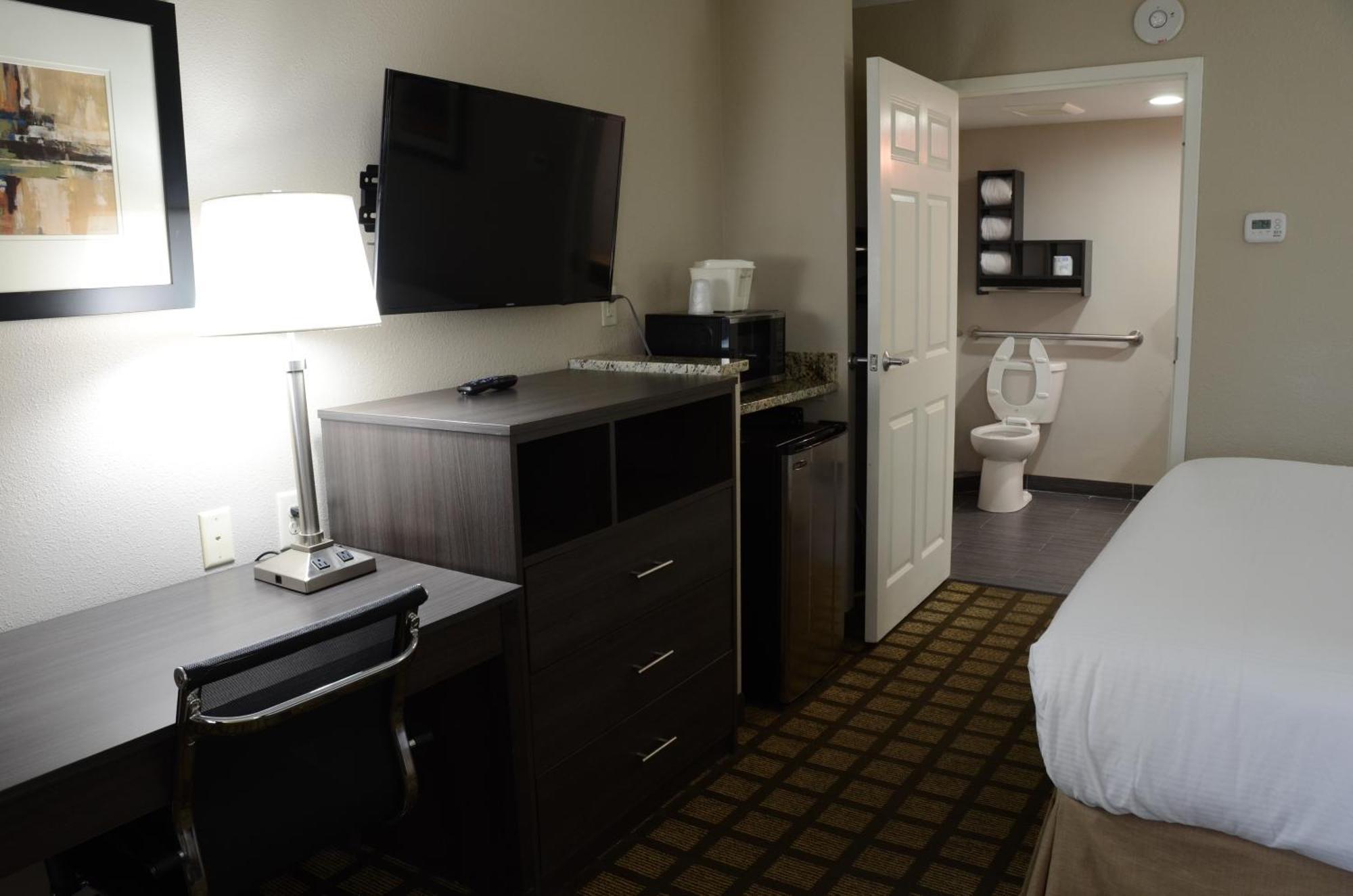 Baymont By Wyndham Clarksville Exterior foto